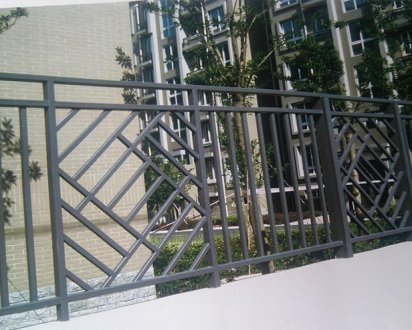 鐵藝護欄定做廠家那個好